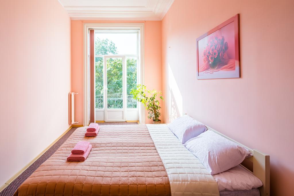 Apartments On Valova 9 Lviv Extérieur photo