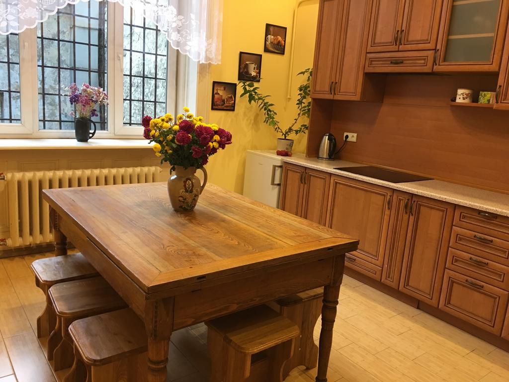 Apartments On Valova 9 Lviv Extérieur photo