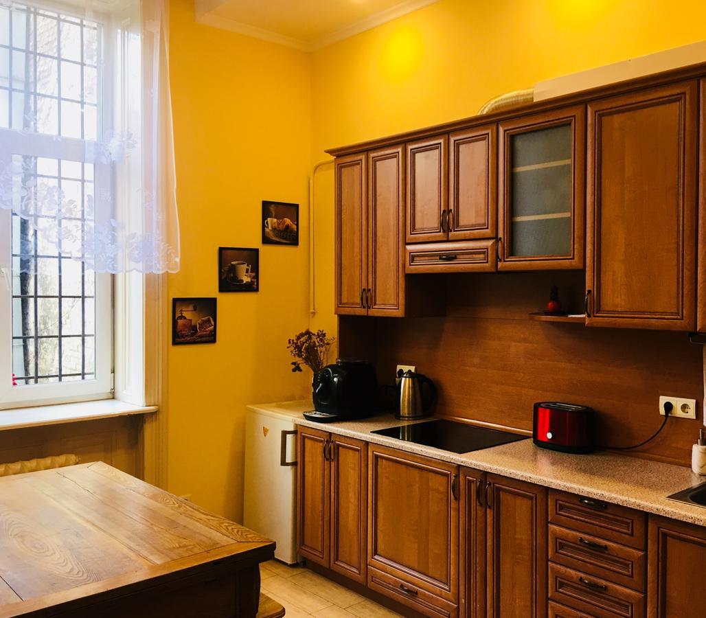 Apartments On Valova 9 Lviv Extérieur photo